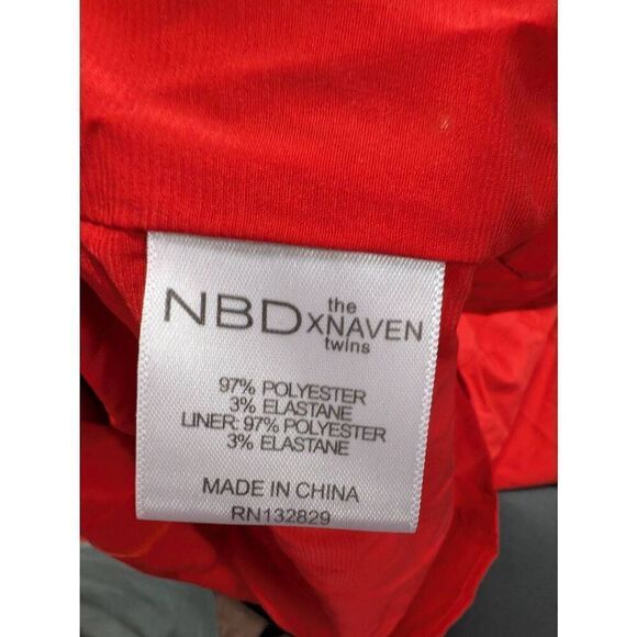 NBD Naven Twins REVOLVE Red V-Neck Asymmetric Hem Dreaming Bodycon Dress Women's - Picture 4 of 6